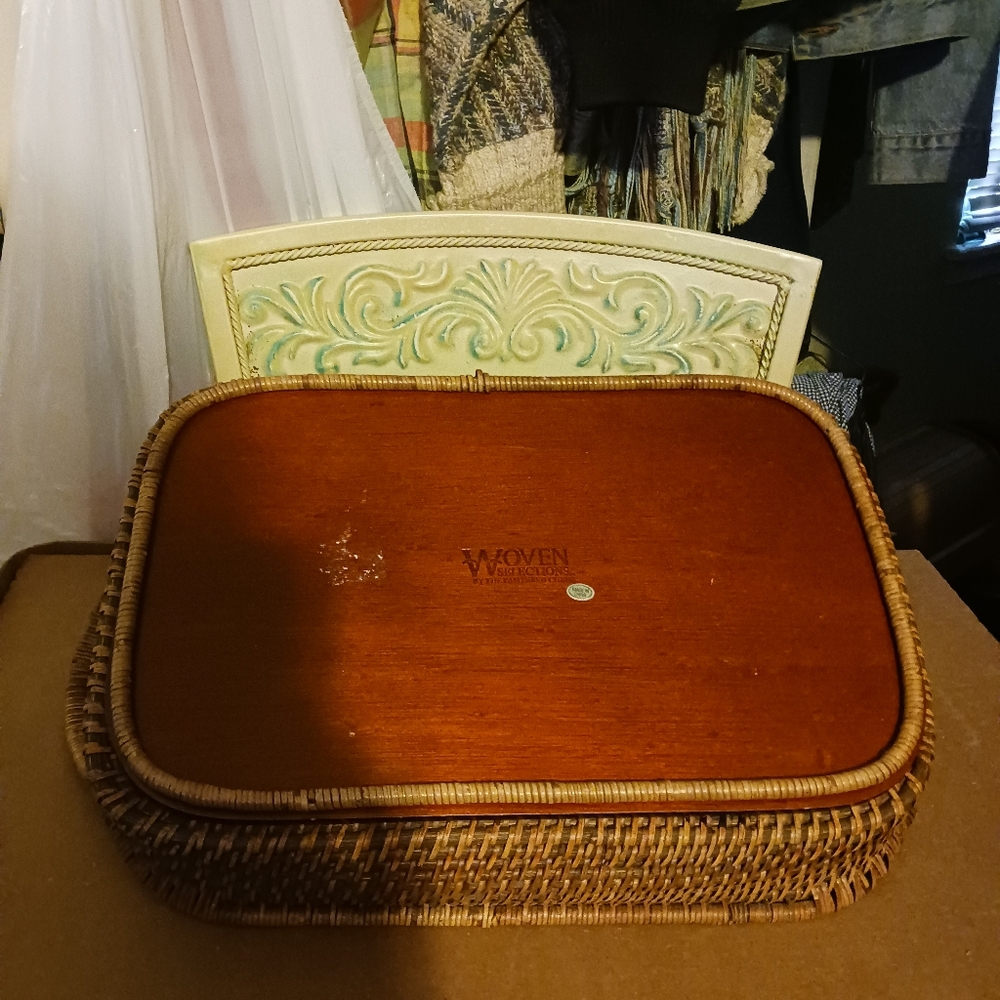 New Pampered Chef Woven Selections ⛳️🏈 Rectangular Server,Made in CHINA. - Picture 2 of 5